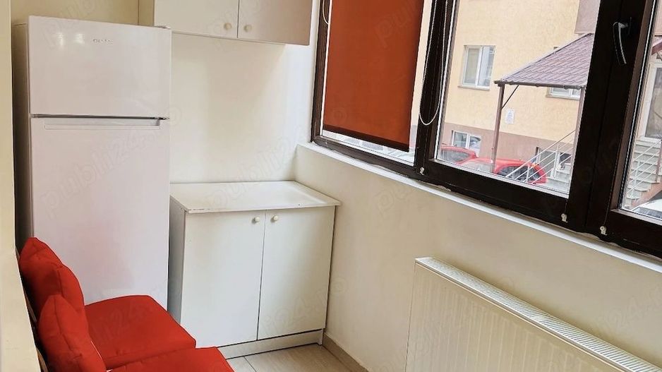 Garsoniera, Chiajna, bucatarie separata+centrala proprie - Poză 4