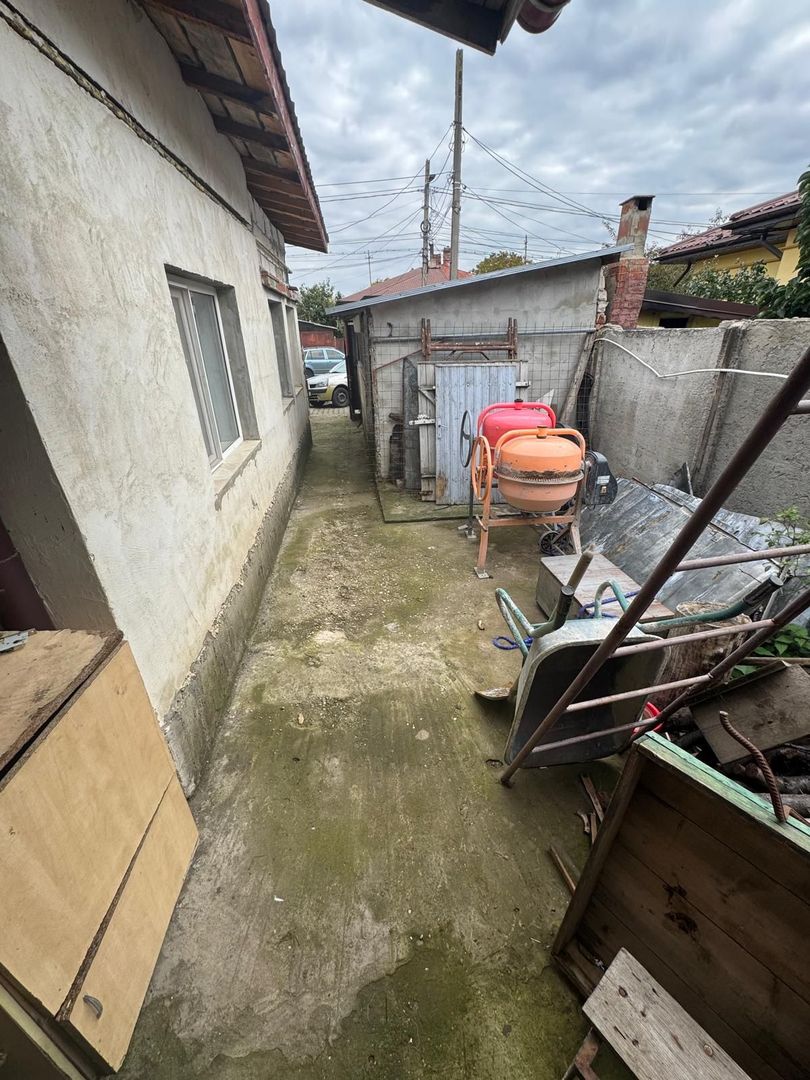 Casă cu garaj – str. Mărășești - Poză 2