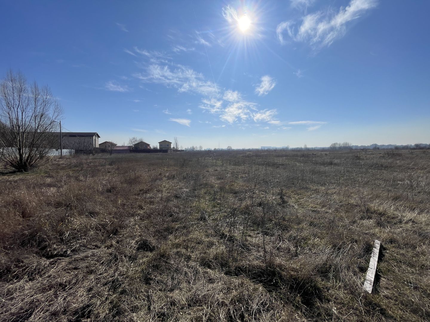 GIULESTI | Teren intravilan PUZ V3a2 3 loturi: 5500 + 1800 + 1800 - Poză 6