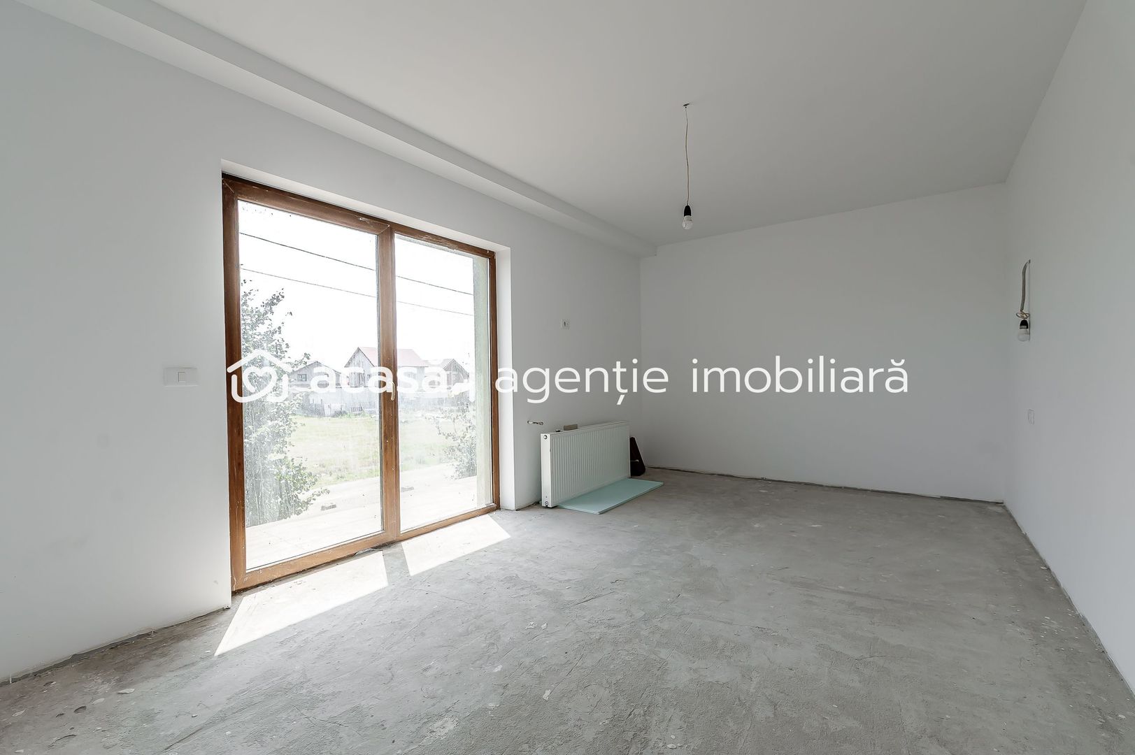 REDUCERE Casă nouă, spațioasă, în cartierul rezidențial din Curtici - Poză 6
