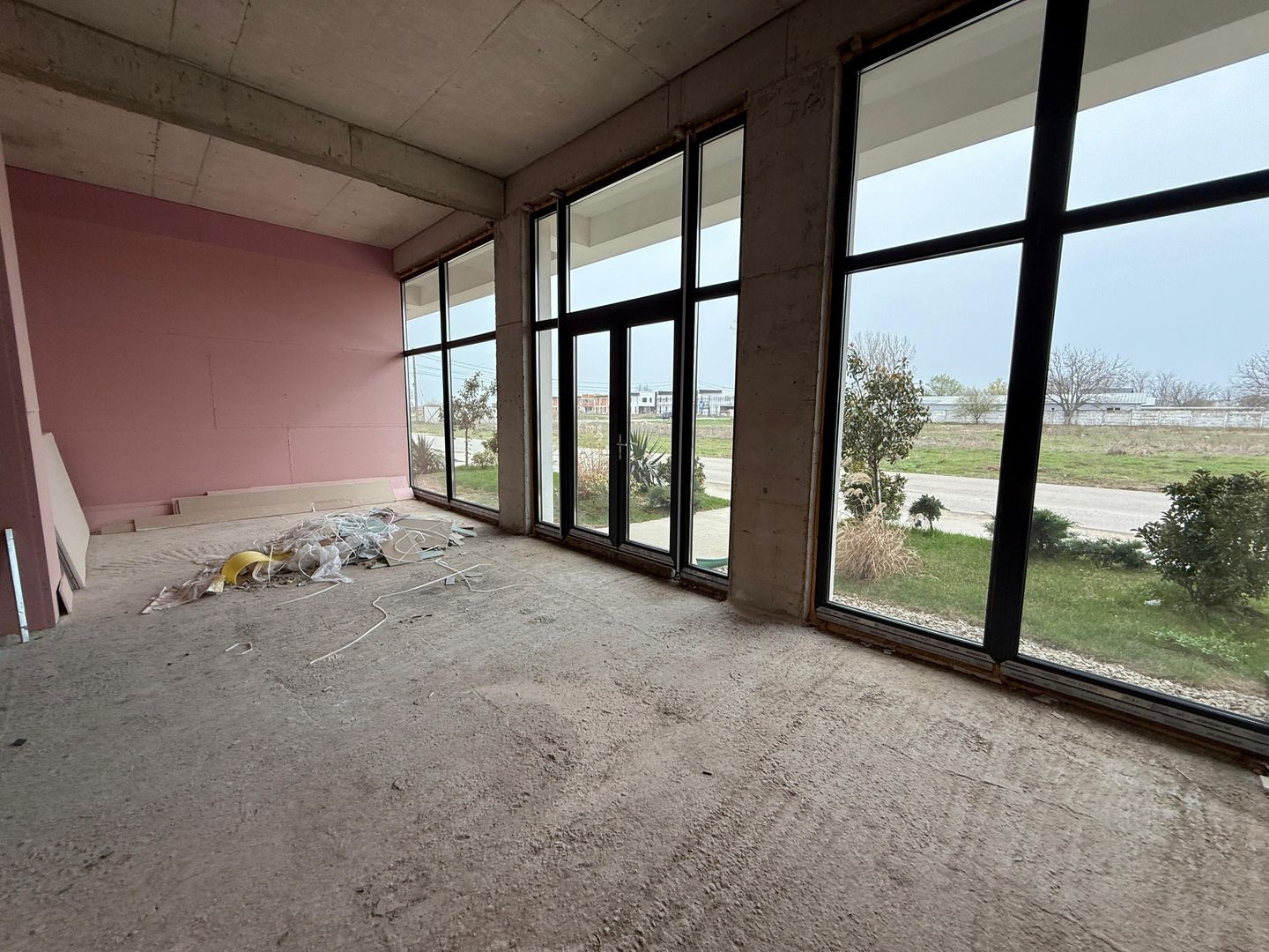 Comision 0% | Spatiu Comercial 206 mp Aerocity | Tunari - Poză 1