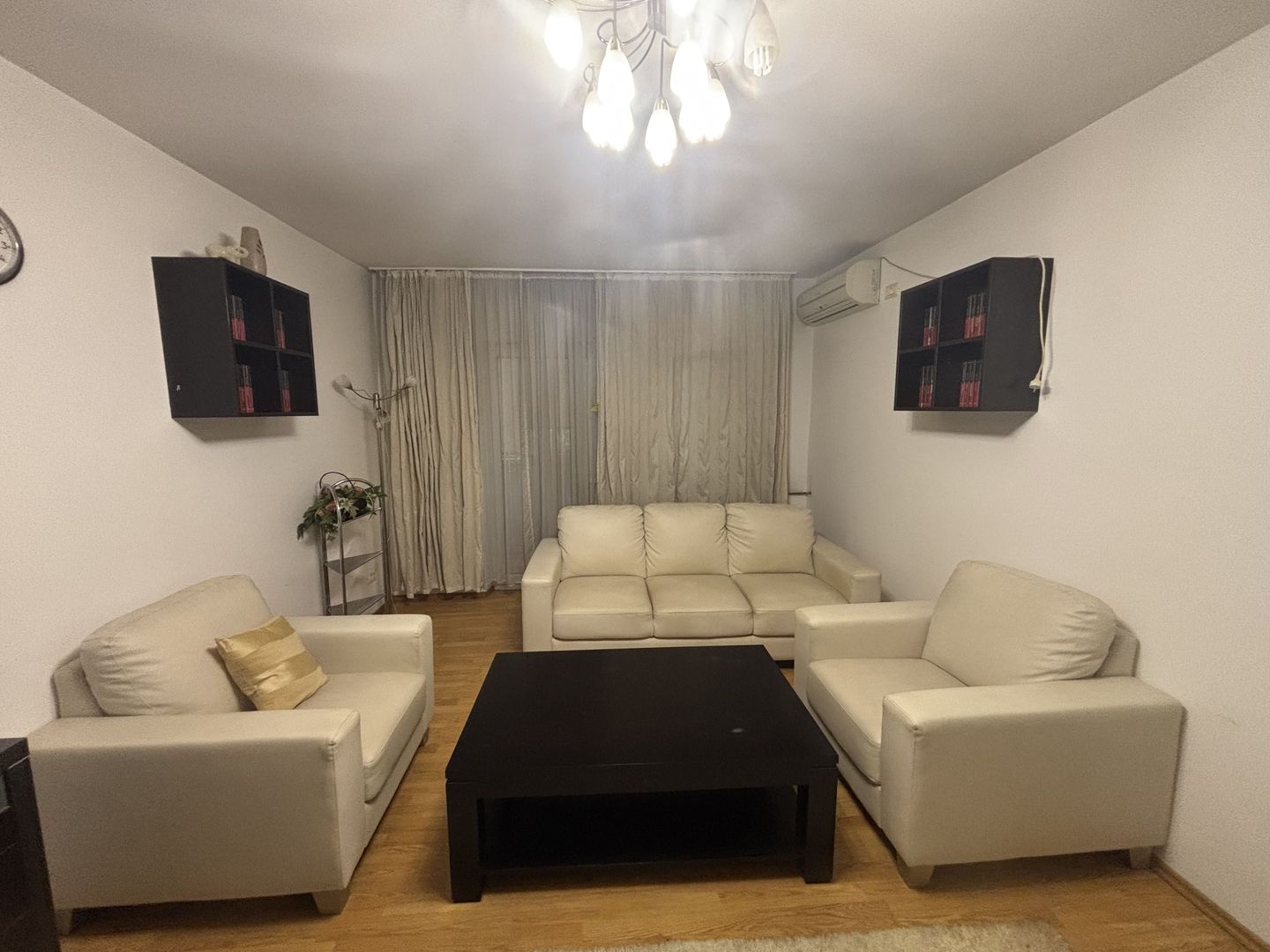 Apartament spatios in zona Sagului - Poză 3