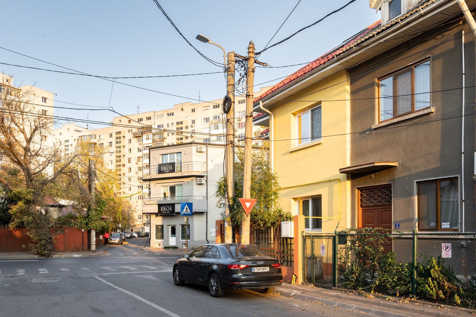 COMISION 0% - Casa complet renovata, singur curte,  zona Alba-Iulia - Muncii - Poză 2