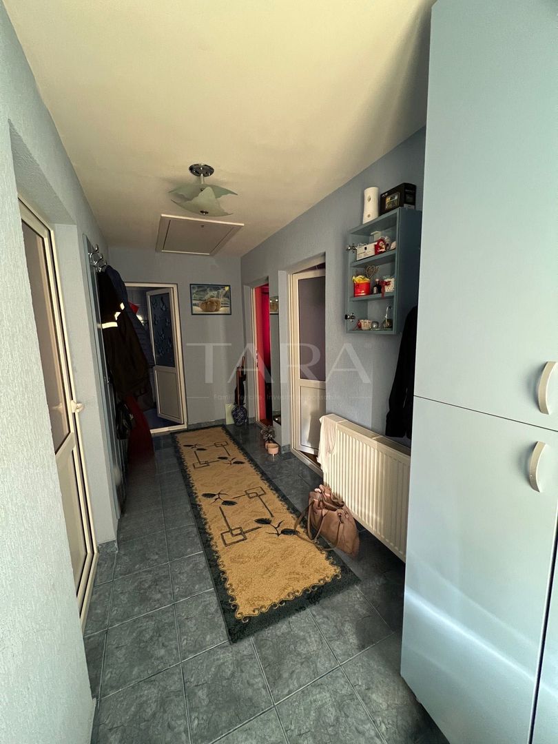 Apartament 3 camere in zona Primariei - Poză 3