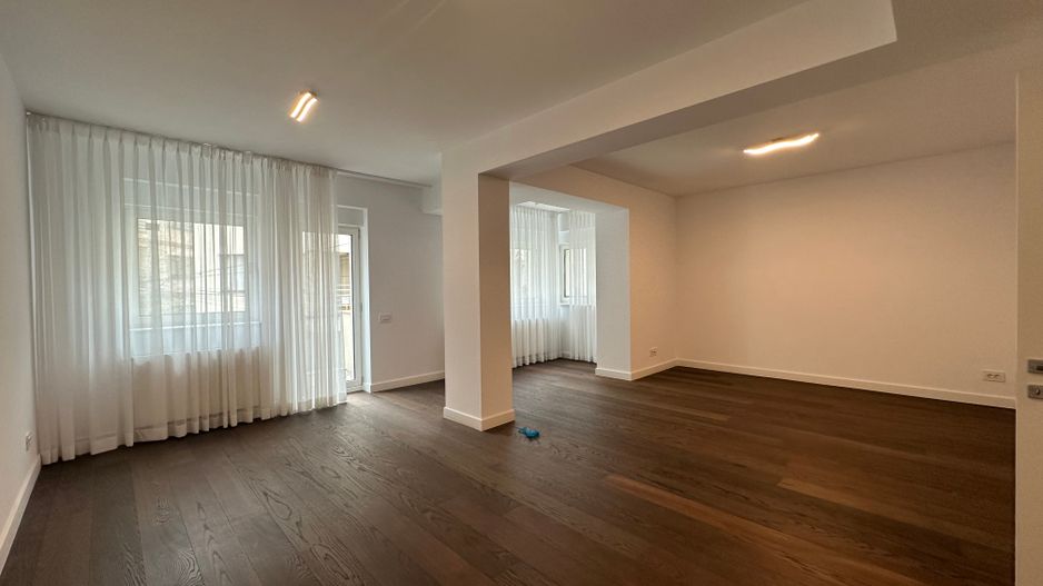 Vilă cu grădină privată în Herăstrău | 282 mp utili | 7 camere - Poză 8