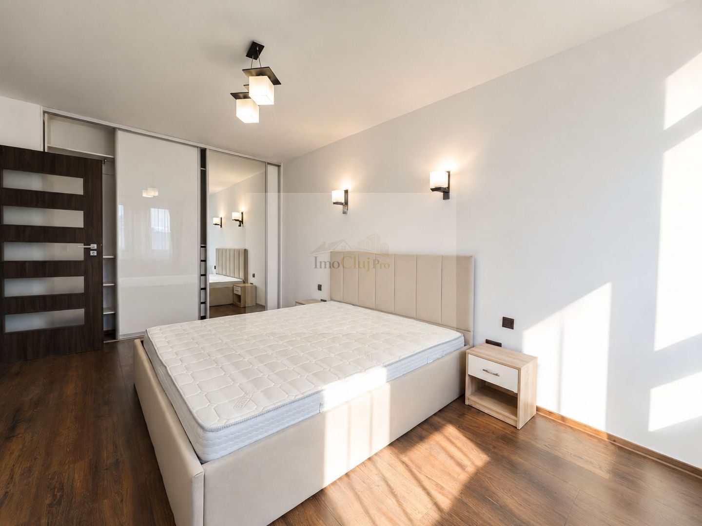 Vânzare ap. 2 camere decomandat, etaj 5, Iulius Mall, parcare - Poză 9