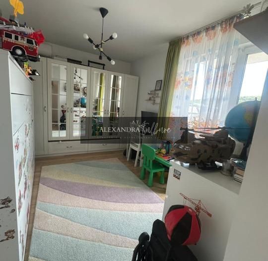 Apartament de vanzare 3 camere, 66 mp, 2 bai, balcon, 2 parcari - Poză 7