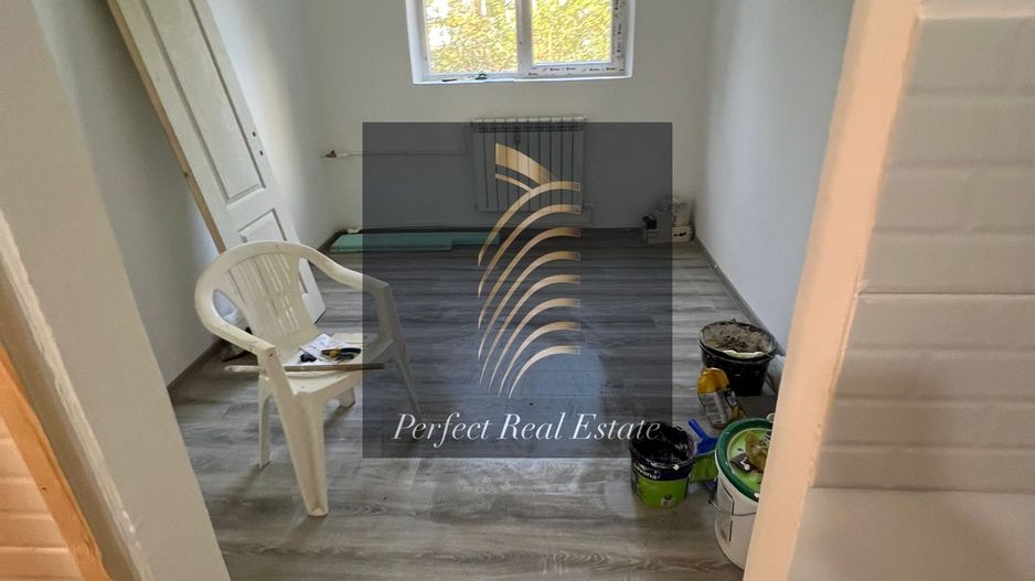 Garsonieră renovată – Zona CET, aproape de piață – Etaj 1/4 – 31000€ - Poză 2