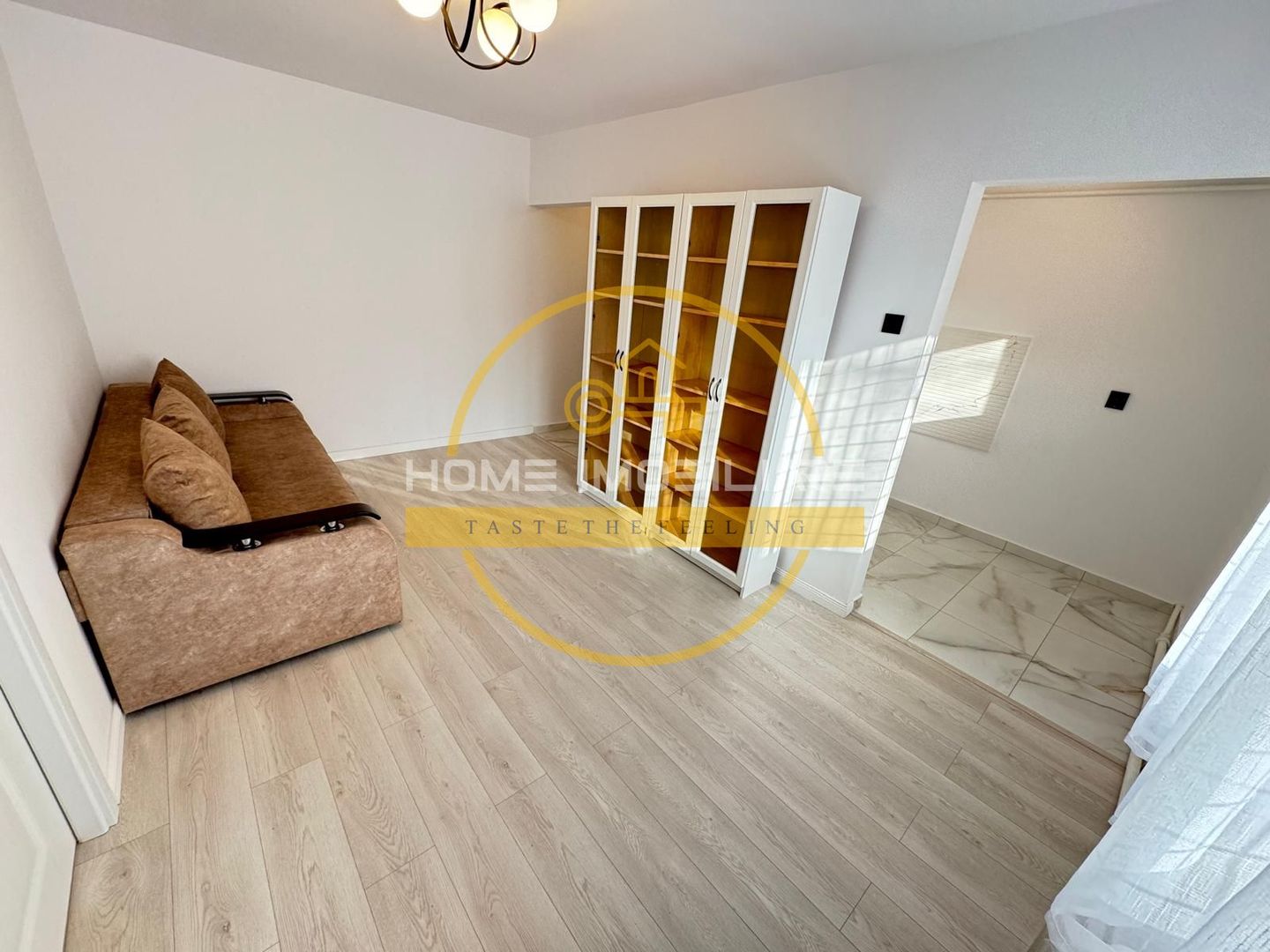Apartament 2 Camere Podu Ros Renovat Liber Fara Risc - Poză 1