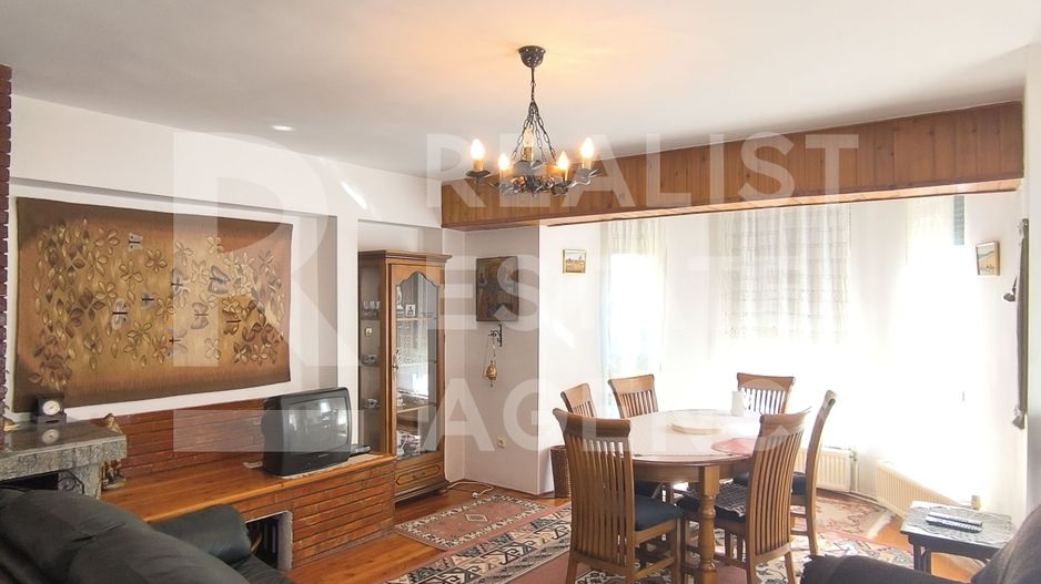 Casă de vânzare în Bran – la 1,5 km de Castelul Bran - Poză 2