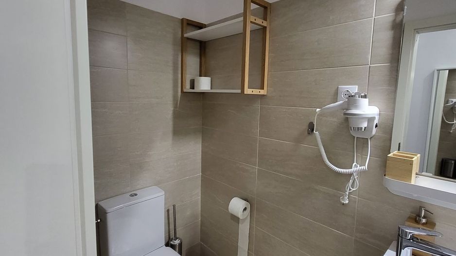 De vanzare 2 camere zona Ultracentral/Str.Lipscani/Centrala Proprie - Poză 4