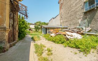 Piata Victoriei Mihalache stradal Corp Casa monument curte comuna - Poză 16