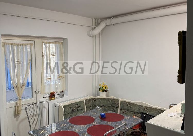 Apartament 3 camere Lipovei parter cu balcon - Poză 1