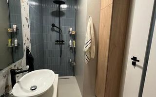 Apartament de 3 camere ultrafinisat, parcare, boxa, zona Golden Tulip - Poză 9