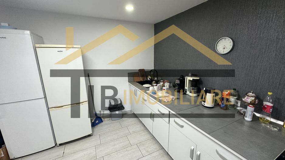 Casa cu 6 camere, 290mp, capacitate 14 persoane, Zona Cristesti - Poză 10