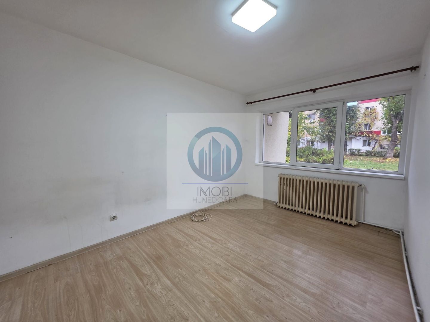 Apartament 2 camere de vanzare parter SU 51 Deva Al. Constructorilor - Poză 12