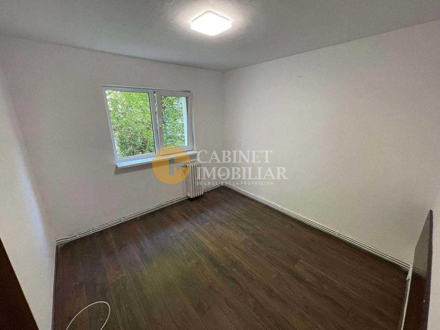 2 Camere Decomandat - Etaj 1 - Zona Alexandru Cel Bun - Poză 3