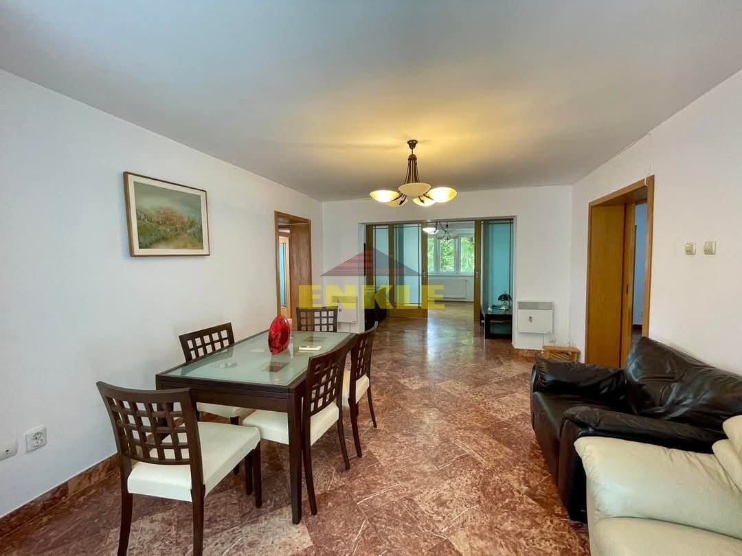 Apartament 3 camere ultracentral, str.Marchian - Poză 1