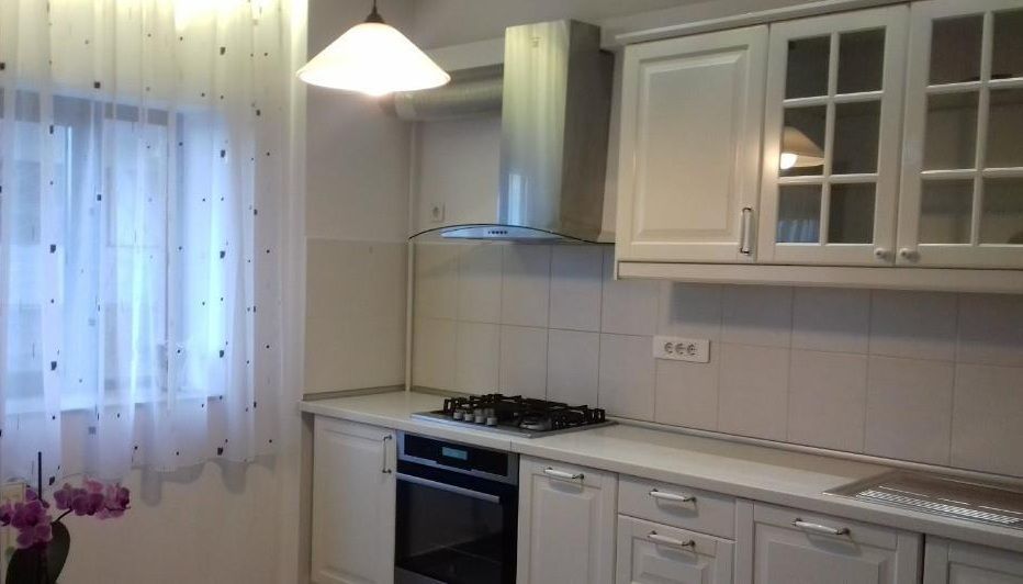 Închiriez apartament 3 camere cu acces la piscina Aleea Privighetorilor - Poză 11