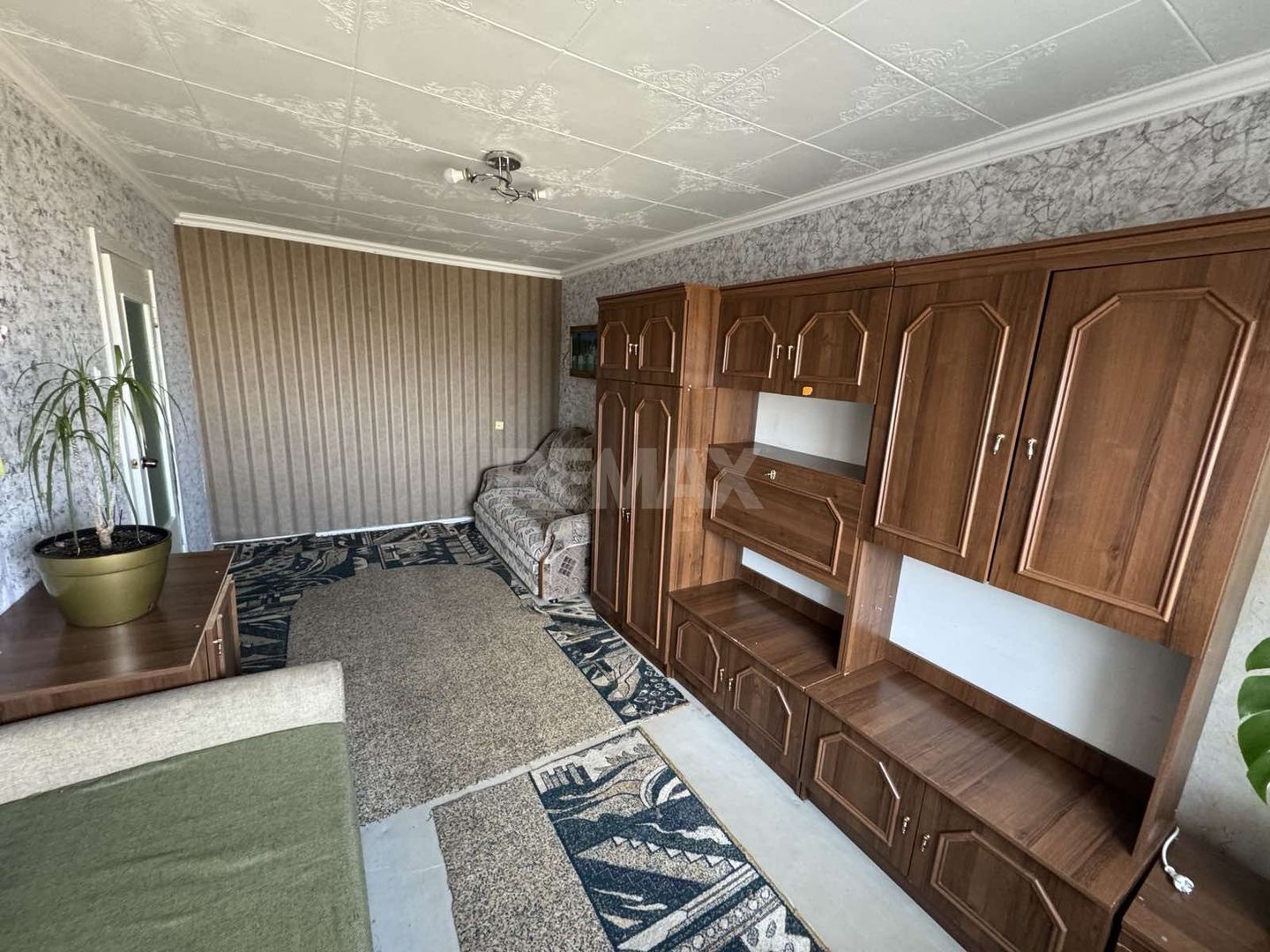 Se vinde apartament vizavi de parc - Poză 3