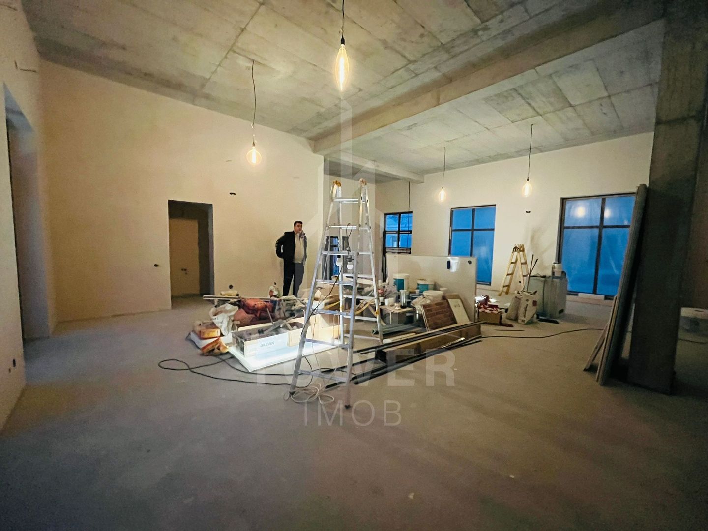 Spatiu comercial central - Poză 3