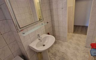 Apartament cu 3 camere, 2 băi și balcon mare, Mănăștur. - Poză 7