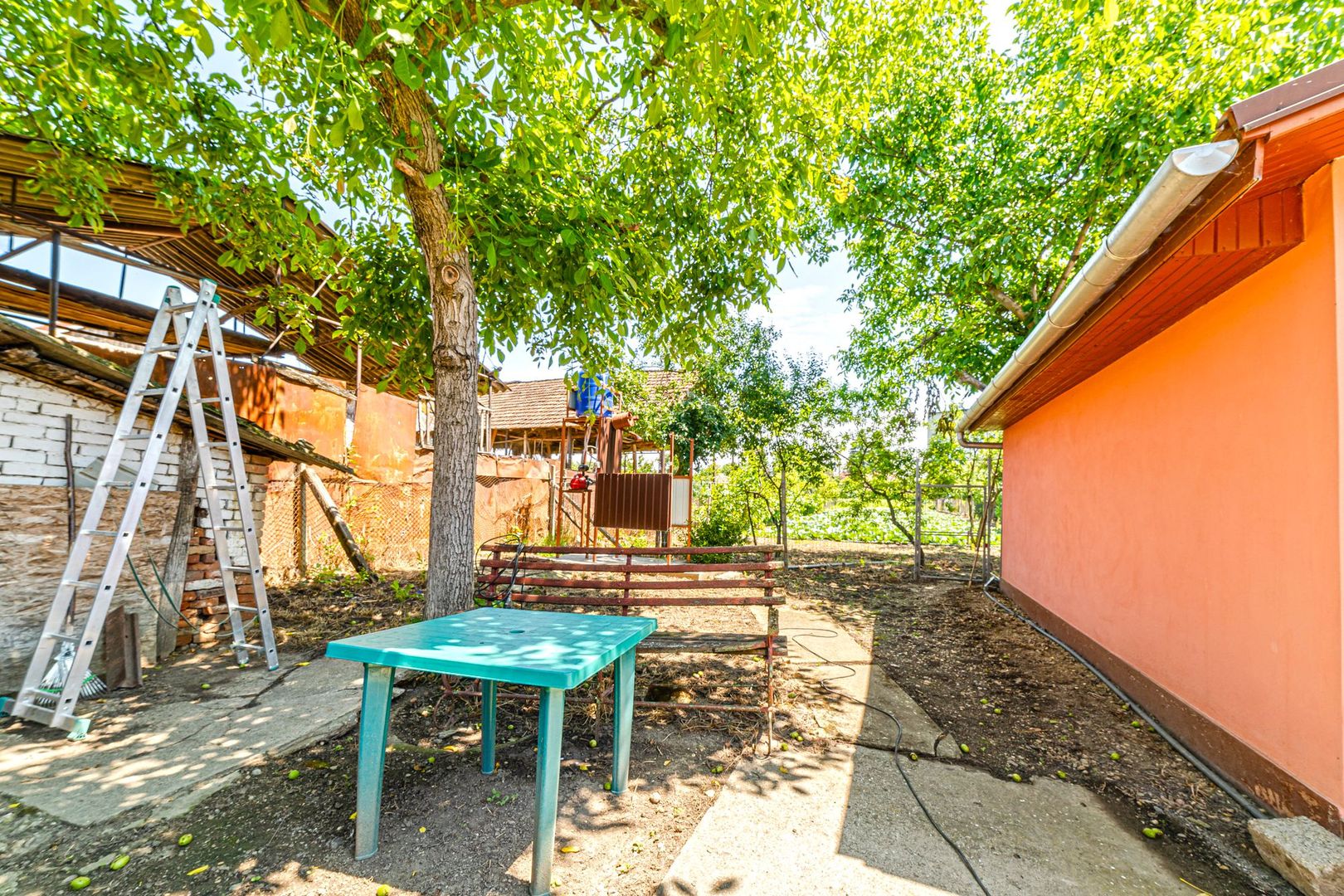 Vândută Casă cu 4 camere Pâncota - Poză 13