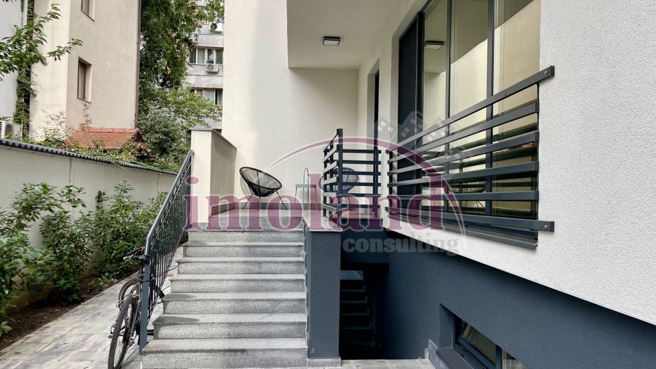 Închiriere apartament 3 camere, 2 balcoane 105 mp - Tei / B. Văcărescu - Poză 24