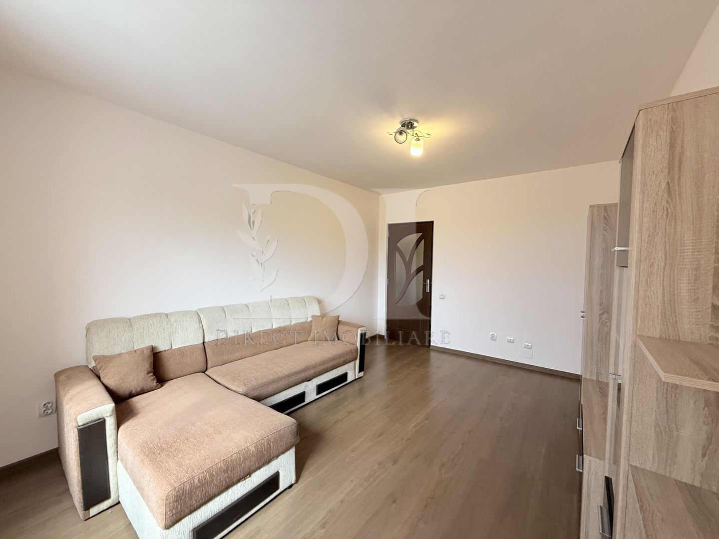 Apartament etaj intermediar / complet decomandat / Zona BMW - Poză 1