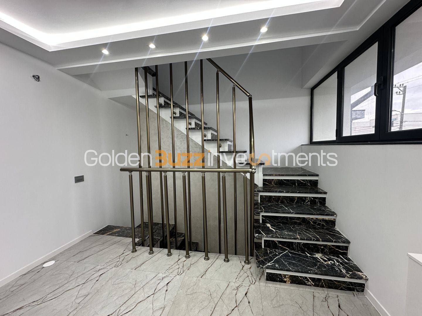 VIla S+P+1+M | Teren de 1000mp | Lift Interior | Finisata Complet - Poză 24