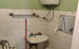 CASA ÎN CURTE COMUNA ZONA CORNISA  40 MP  LA NUMAI 1 MINUT DE UMF - Poză 7