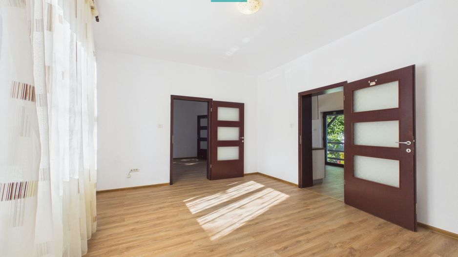 Casă cu 2 camere de închiriat – Arad. - Poză 4