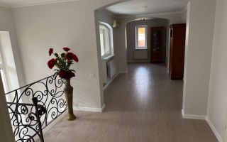 Chirie, casă, 2 nivele, 5 camere, str-la Nucarilor, Telecentru - Poză 7