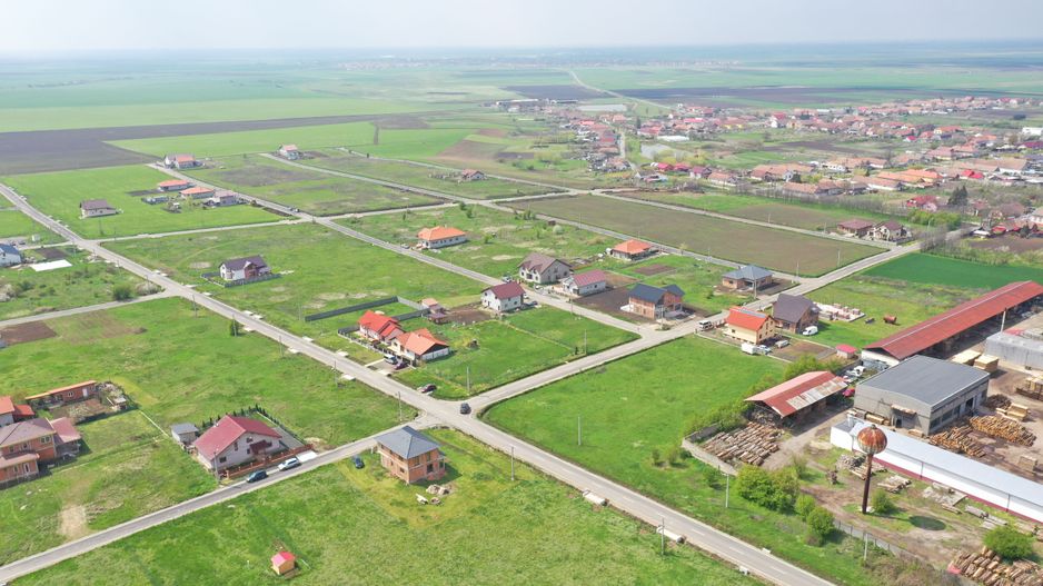 TEREN PENTRU CASE SAU DUPLEXURI 800 MP - Poză 1