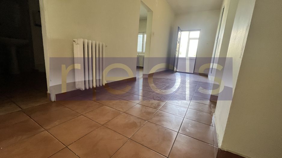 INCHIRIERE VILA | ZONA VITAN | 9 CAMERE - Poză 18