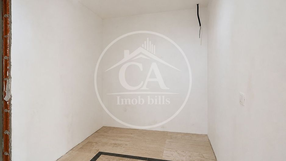 Casă de vânzare P+E+M cu 7 camere in Cartierul Grigorescu, Oradea - Poză 11