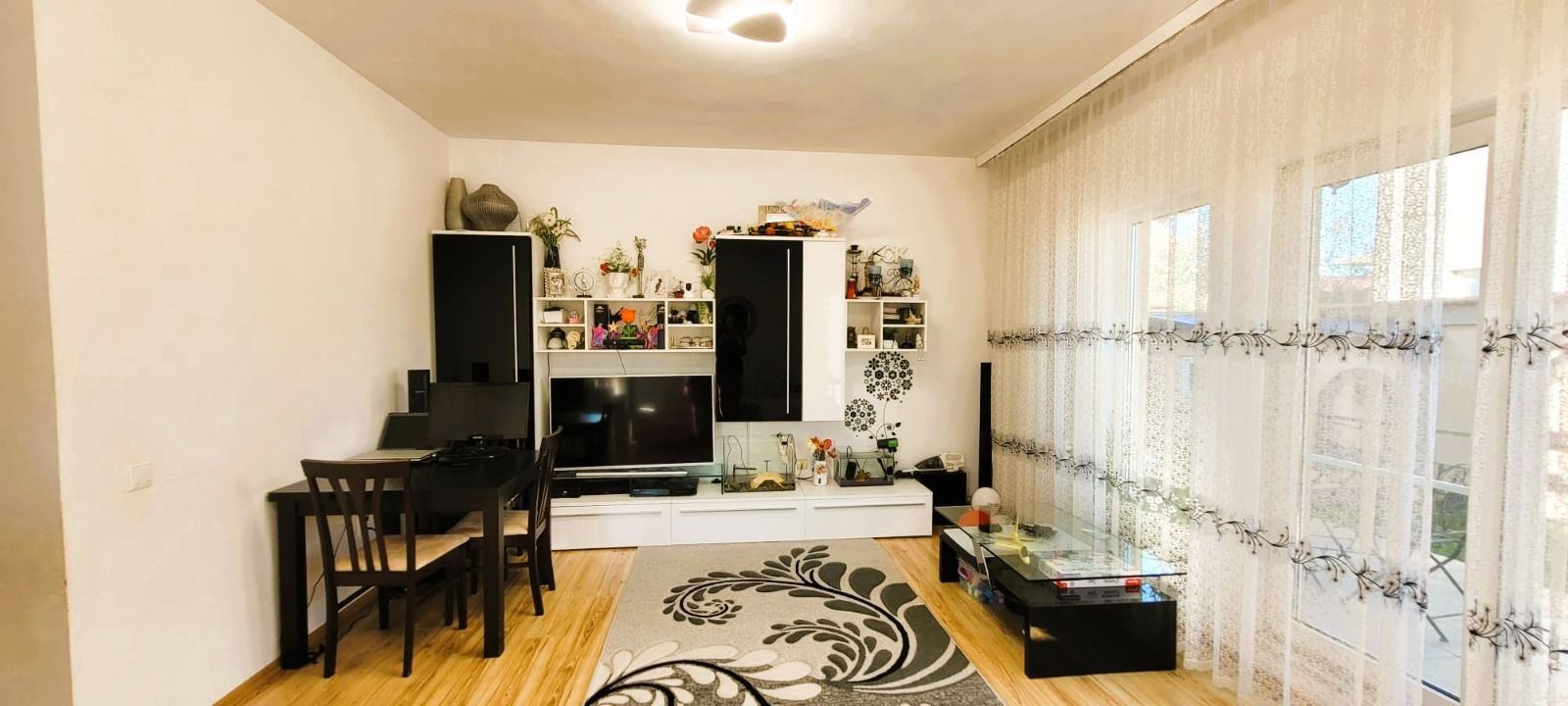 Casă 4 camere P+1 de vanzare   Domnești - Poză 20