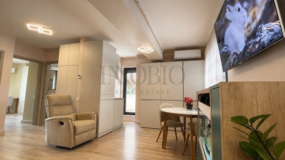 Apartament 3 camere premium | Terasă 20 mp2 | Piața Victoriei - Poză 1