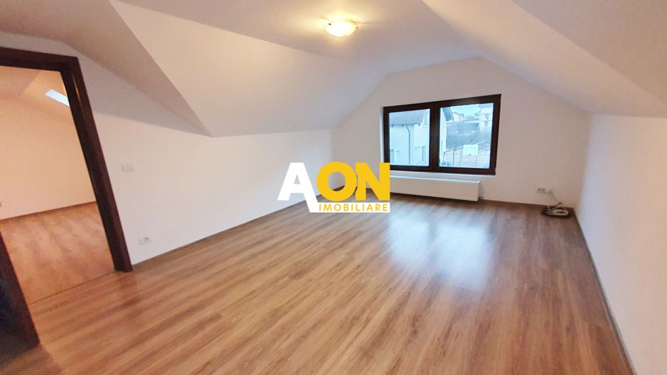 Casa D+P+M.  450 mp teren, 5 camere, garaj, pretabila pt. birouri - Poză 12