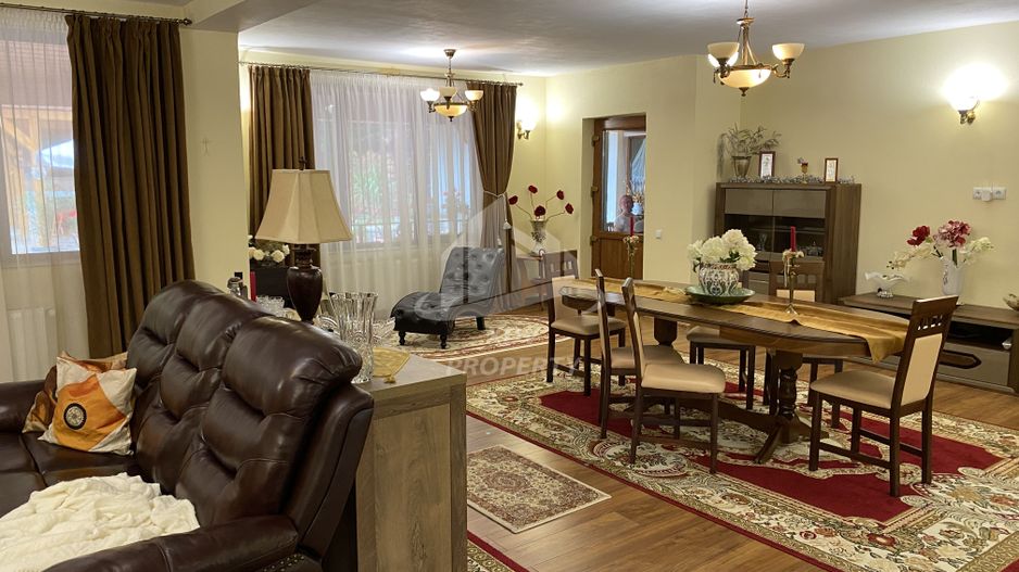 Vila  Frumoasa , Sibiu ,6 camere , 5 Bai , mobilata ,utilata - Poză 2