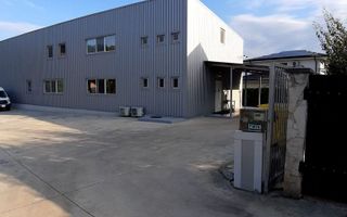 Cladire multifunctionala 600 mp cu parter si etaj - Poză 1