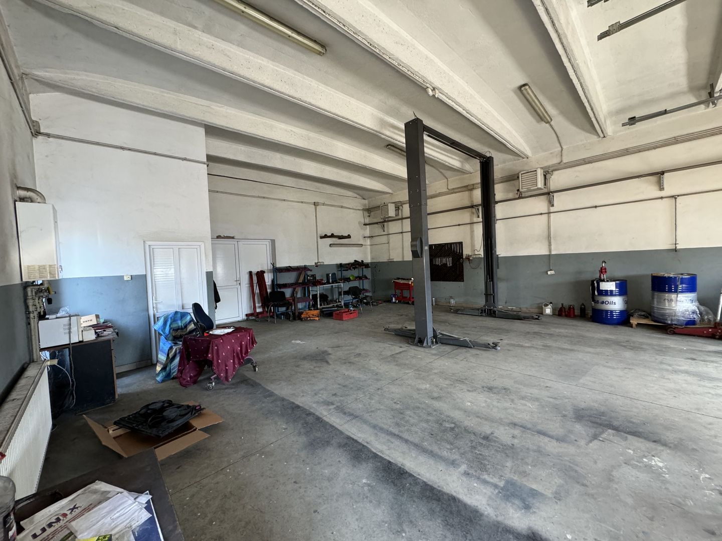 Atelier auto de inchiriat - Poză 1