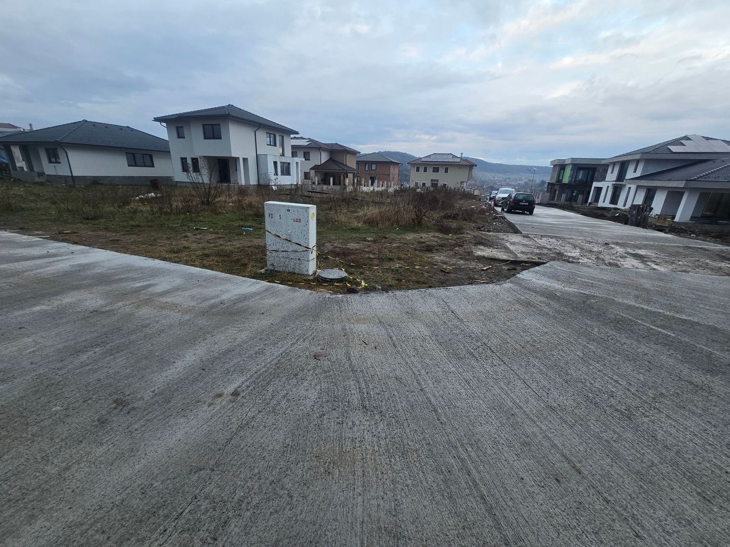 Teren 908mp.zona Penny Corunca CU duplex,toate utilitatile - Poză 7