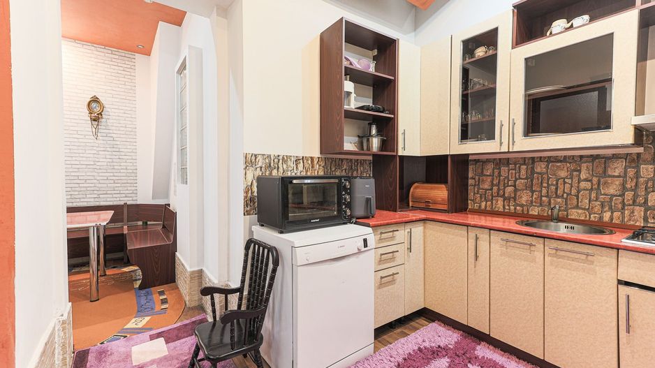 Apartament cu 2 camere la curte comună, pe str. Barabas Bela - Poză 2