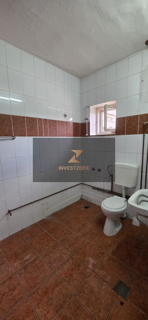 Casa de vanzare cu teren generos in Oncea - Poză 3