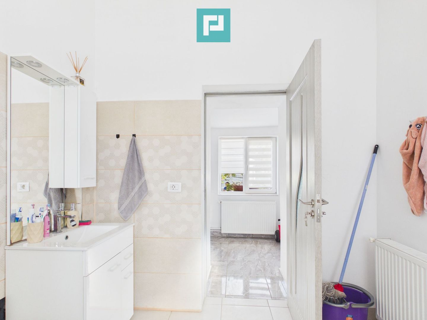 Casă individuală 3 camere,teren de 1500Mp Bătania - Poză 25