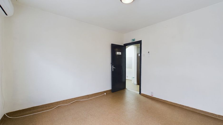 Spaţiu comericial sau locuinţă în zona Soarelui - Poză 8