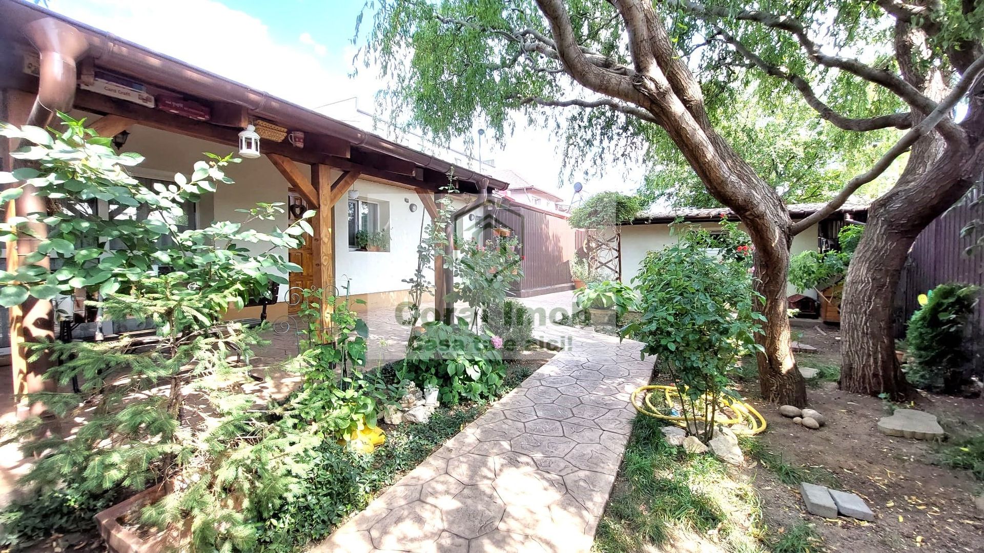 Casa de vanzare,curte individuala, centrala, in Andronache, Gherghitei - Poză 13