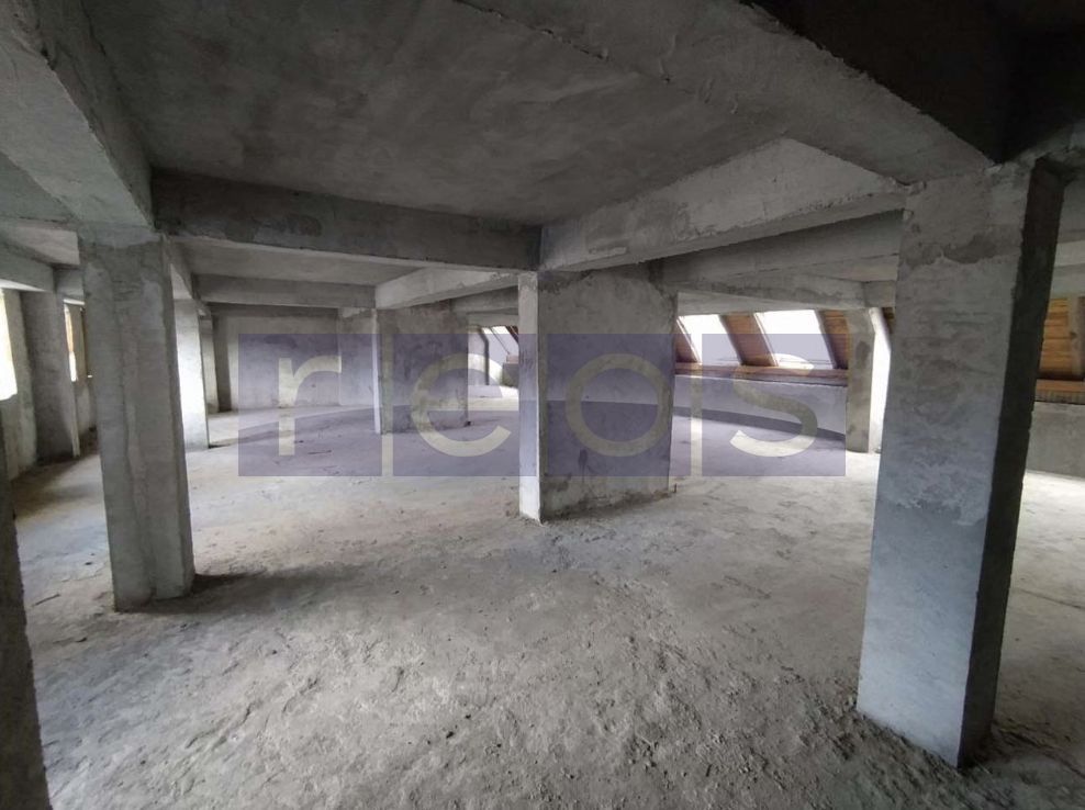 40 CAMERE | 5 MAGAZINE | 2000MP UNIRII - Poză 3