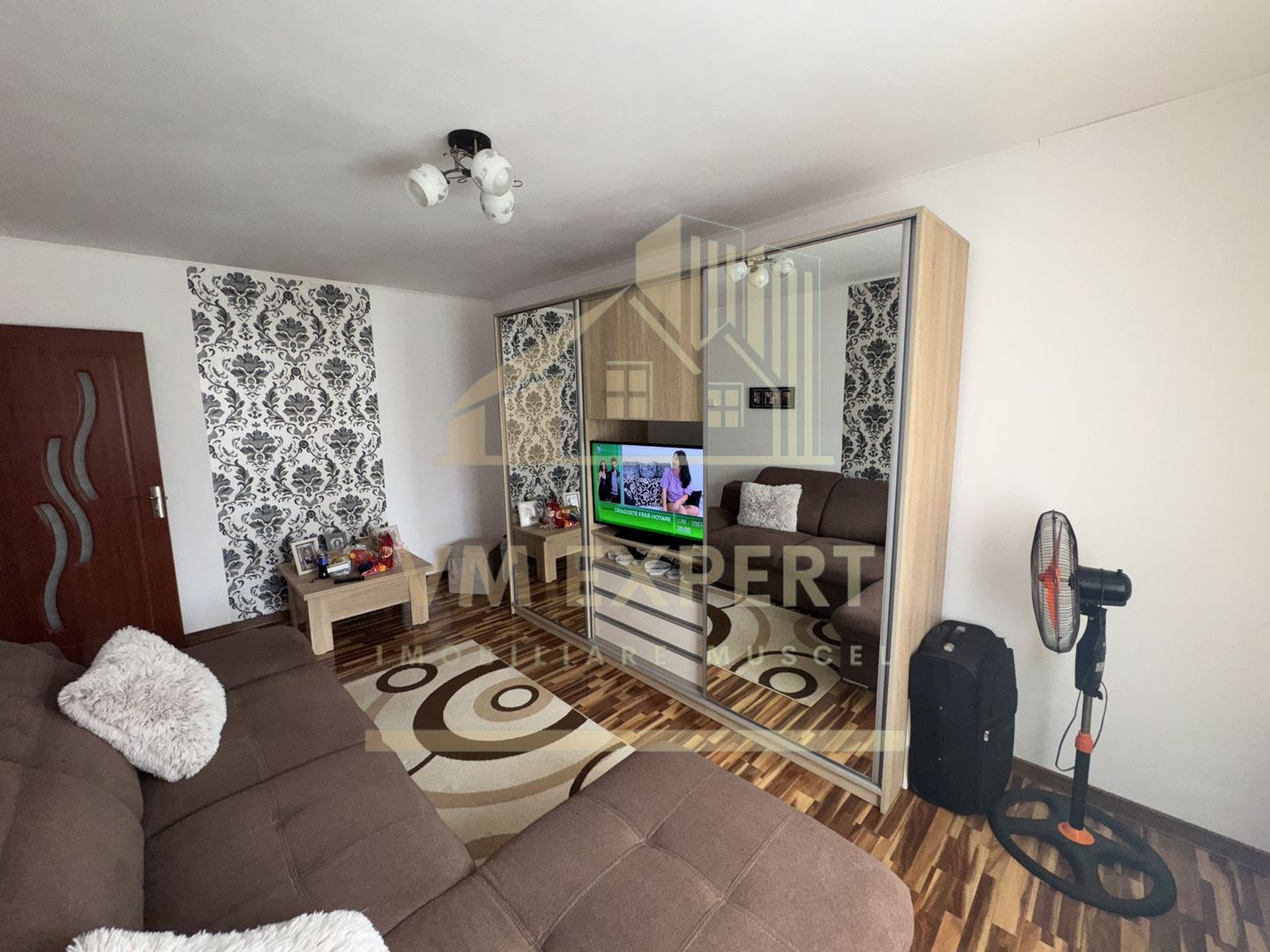 APARTAMENT 3 CAMERE ETAJ 4 VISOI - Poză 6